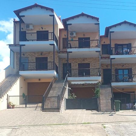 Μεζονετα Nea Roda Exterior foto