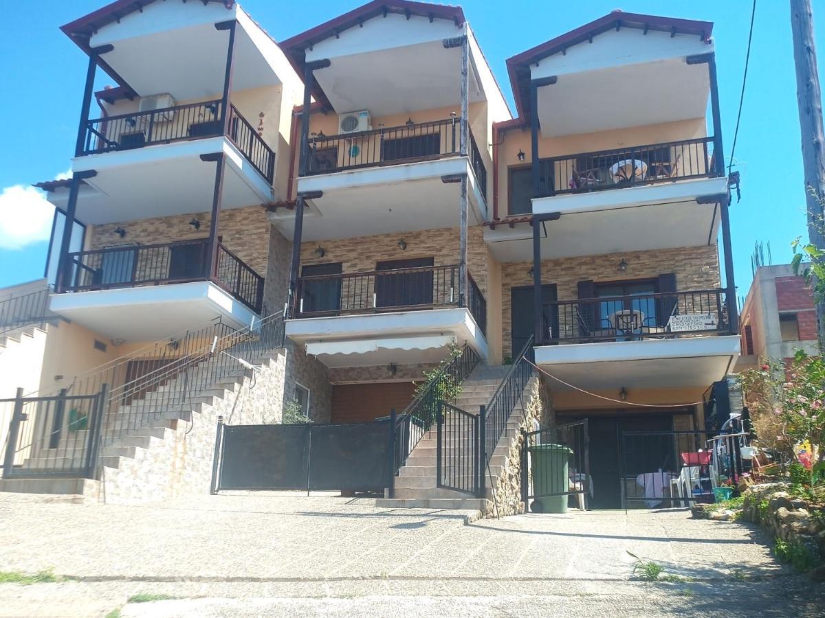 Μεζονετα Nea Roda Exterior foto