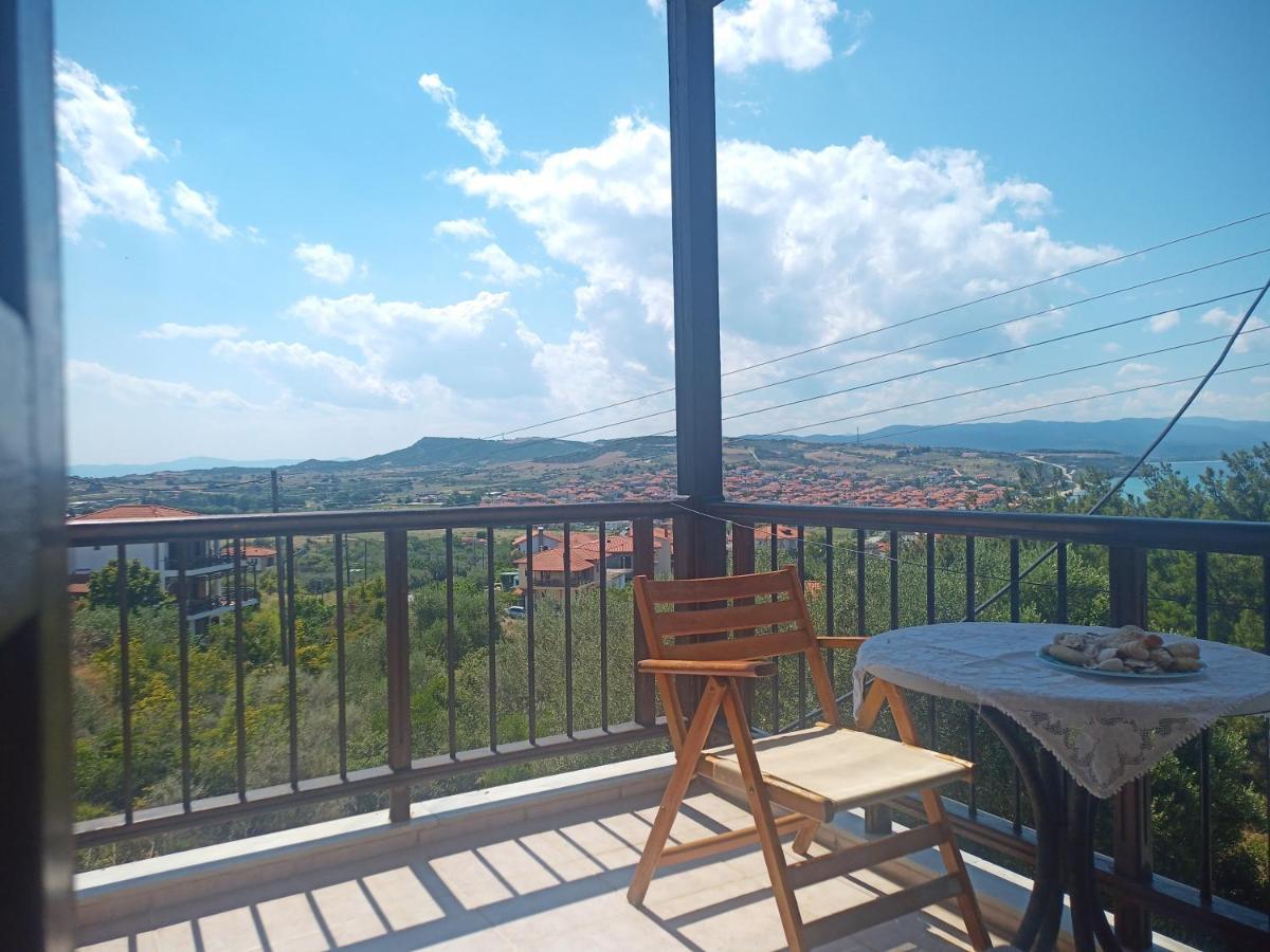 Μεζονετα Nea Roda Exterior foto