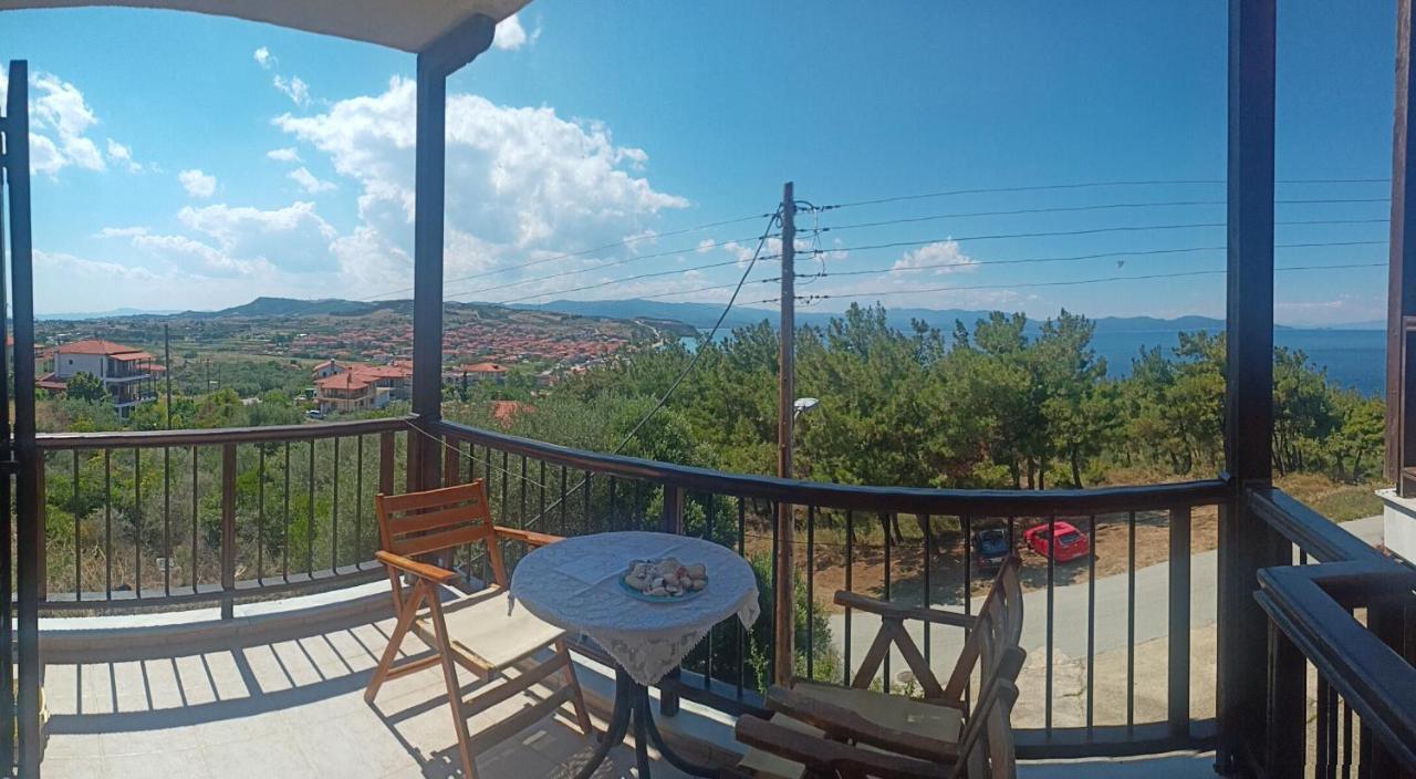 Μεζονετα Nea Roda Exterior foto