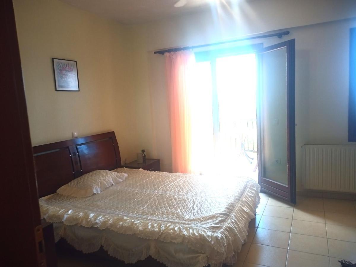 Μεζονετα Nea Roda Exterior foto