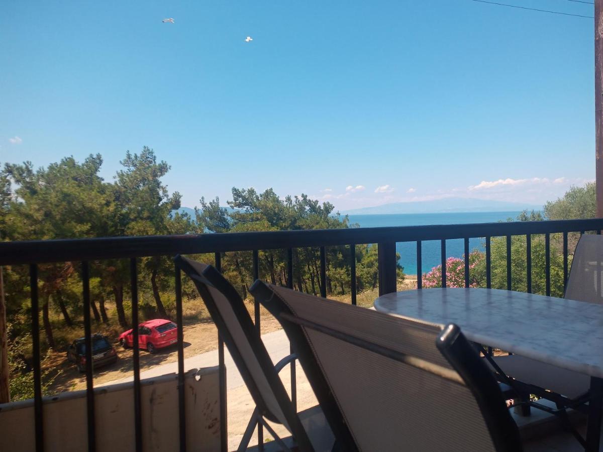 Μεζονετα Nea Roda Exterior foto