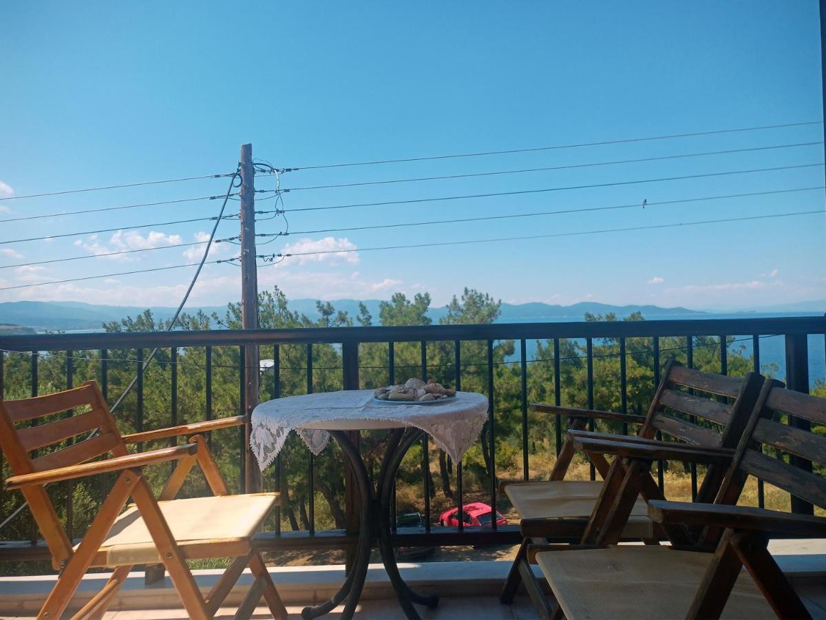 Μεζονετα Nea Roda Exterior foto