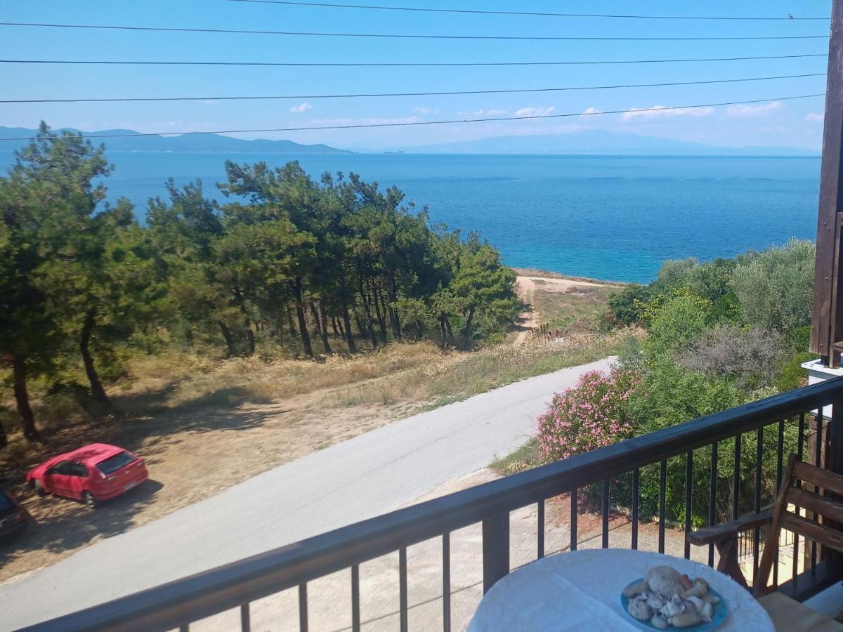 Μεζονετα Nea Roda Exterior foto