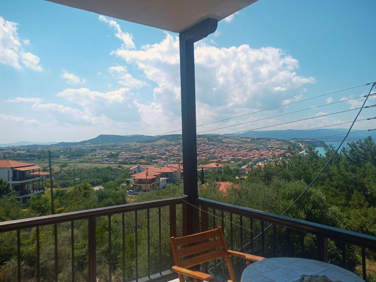 Μεζονετα Nea Roda Exterior foto