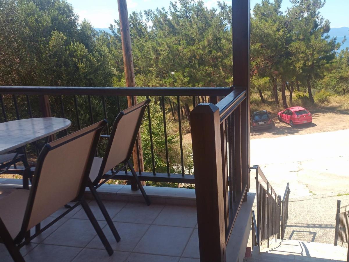 Μεζονετα Nea Roda Exterior foto