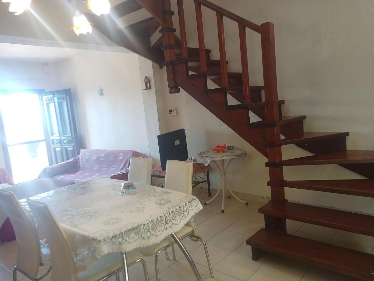 Μεζονετα Nea Roda Exterior foto